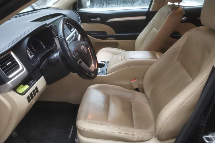 Used Toyota Highlander 2018 2.0T Four-Wheel Drive Prestige Version 7 Seats China VI Standard Left Front Seat