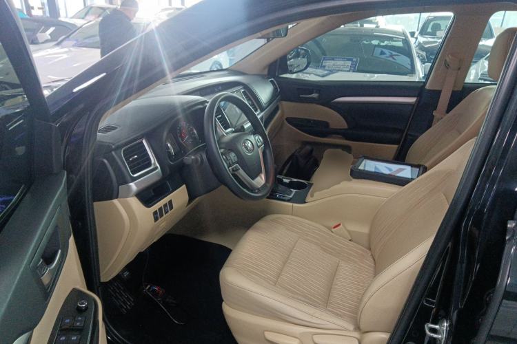 Used Toyota Highlander 2018 2.0T Four-Wheel Drive Elite Edition 7 Seats China VI Standard Left Front Seat