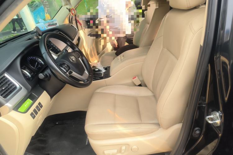 Used Toyota Highlander 2018 2.0T Four-Wheel Drive Luxury Version 7 Seats China VI Standard Left Front Seat