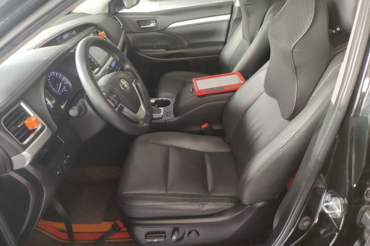 Used Toyota Highlander 2018 2.0T Four-Wheel Drive Luxury Version 7 Seats China VI Standard Left Front Seat