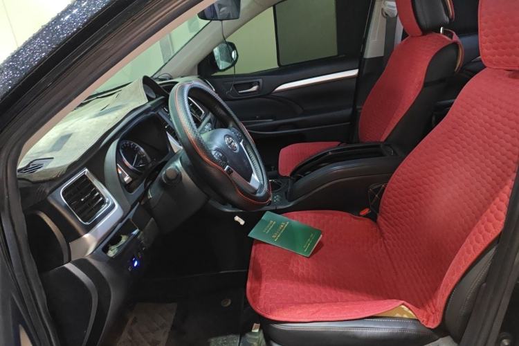 Used Toyota Highlander 2018 2.0T Four-Wheel Drive Luxury Edition 7 Seats China V Emission Standard Left Front Seat