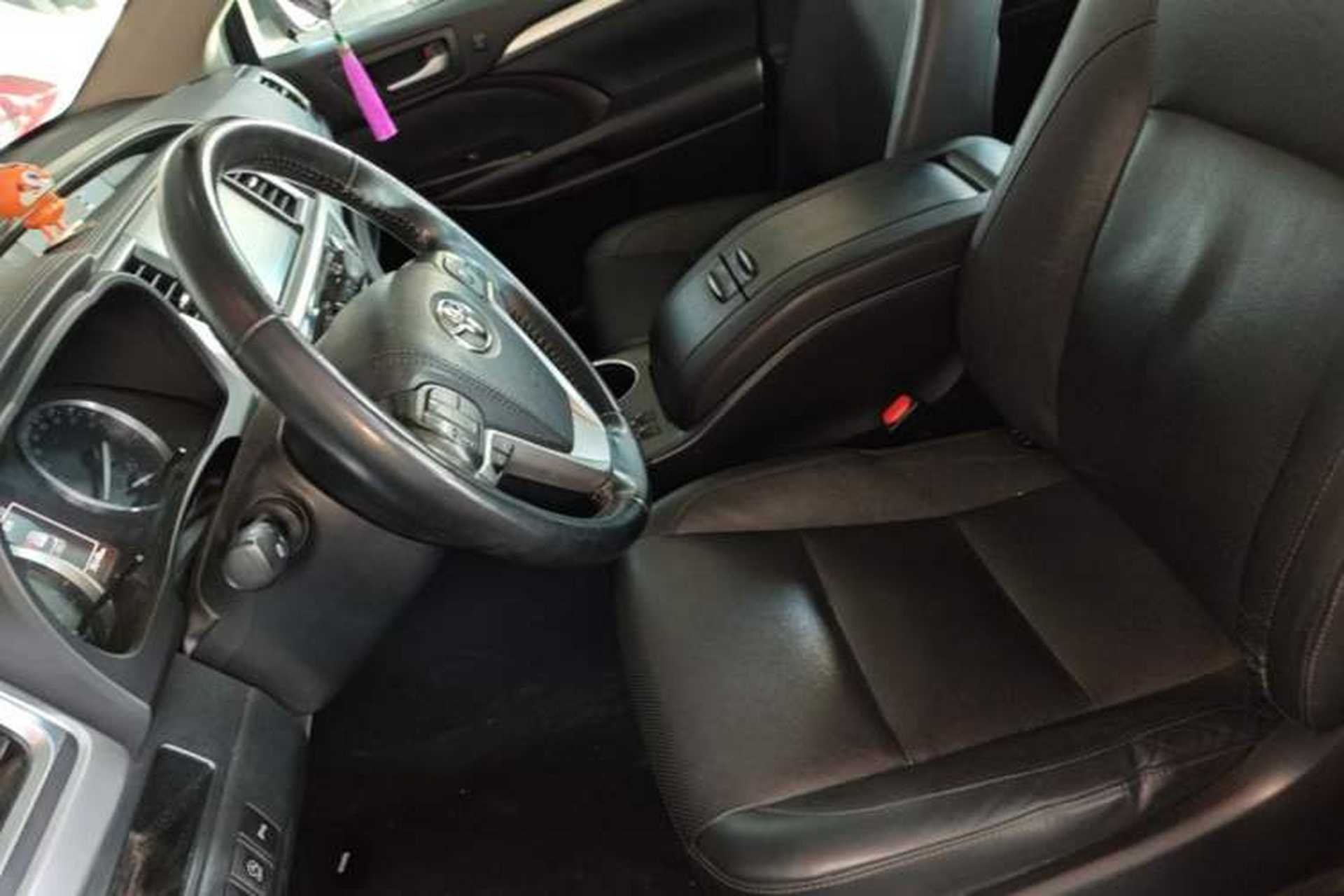 Used Toyota Highlander 2018 2.0T Four-Wheel Drive Prestige Version 7 Seats China VI Standard Left Front Seat