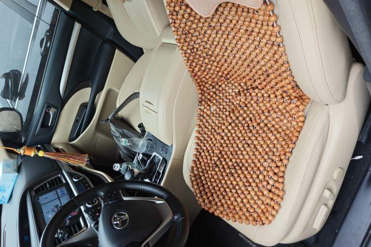 Used Toyota Highlander 2018 2.0T Four-Wheel Drive Luxury Edition 7 Seats China V Emission Standard Left Front Seat