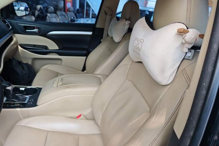 Used Toyota Highlander 2018 2.0T Four-Wheel Drive Luxury Version 7 Seats China VI Standard Left Front Seat