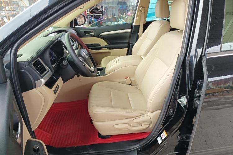 Used Toyota Highlander 2018 2.0T Two-Wheel Drive Elite Edition 7 Seats Emission Standard China V Left Front Seat