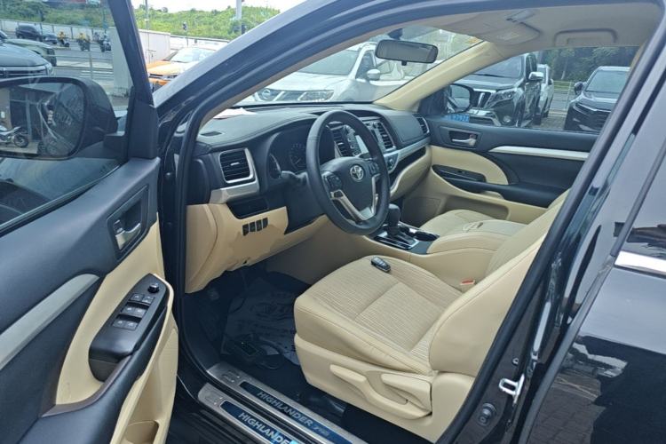 Used Toyota Highlander 2018 2.0T Two-Wheel Drive Elite Version 5 Seats China VI Standard Left Front Seat
