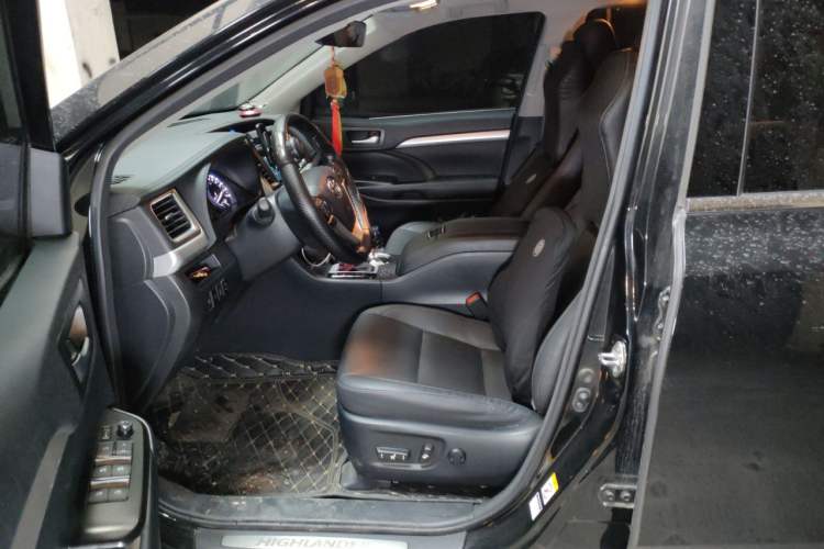 Used Toyota Highlander 2018 2.0T Four-Wheel Drive Prestige Version 7 Seats China VI Standard Left Front Seat