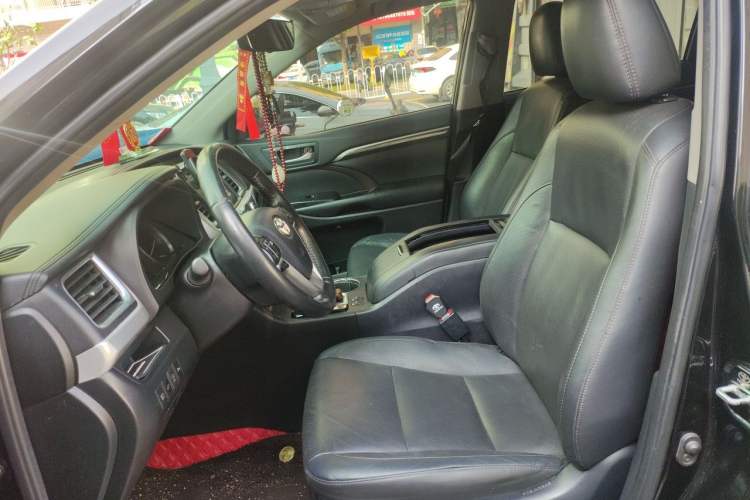 Used Toyota Highlander 2018 2.0T Four-Wheel Drive Prestige Version 7 Seats China VI Standard Left Front Seat