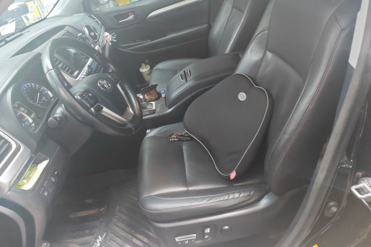 Used Toyota Highlander 2018 2.0T Four-Wheel Drive Luxury Version 7 Seats China VI Standard Left Front Seat
