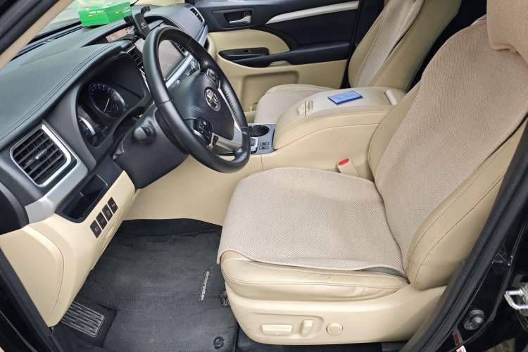 Used Toyota Highlander 2018 2.0T Four-Wheel Drive Prestige Version 7 Seats China VI Standard Left Front Seat