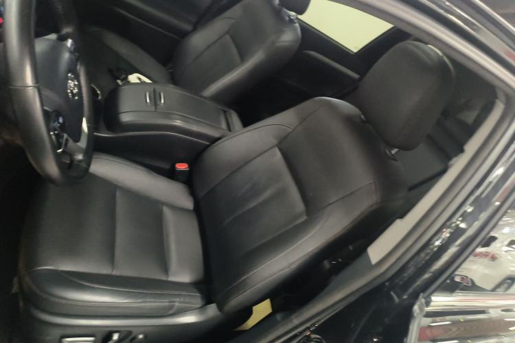 Used Toyota Highlander 2018 2.0T Four-Wheel Drive Luxury Edition 7 Seats China V Emission Standard Left Front Seat
