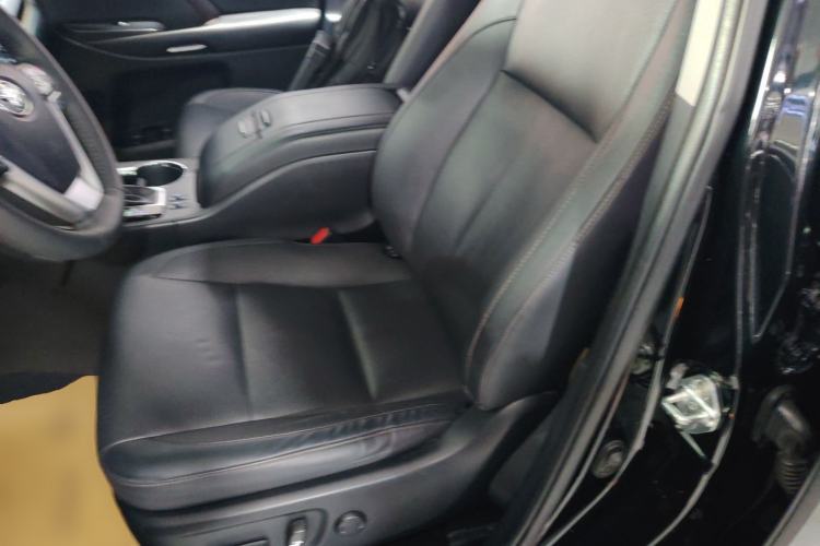 Used Toyota Highlander 2018 2.0T Four-Wheel Drive Luxury Version 7 Seats China VI Standard Left Front Seat