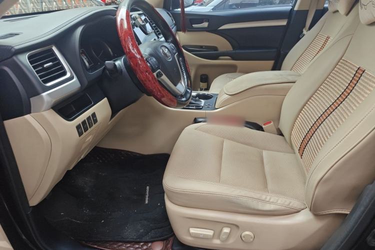 Used Toyota Highlander 2018 2.0T Four-Wheel Drive Prestige Version 7 Seats China VI Standard Left Front Seat