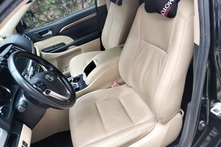 Used Toyota Highlander 2018 2.0T Four-Wheel Drive Prestige Version 7 Seats China VI Standard Left Front Seat