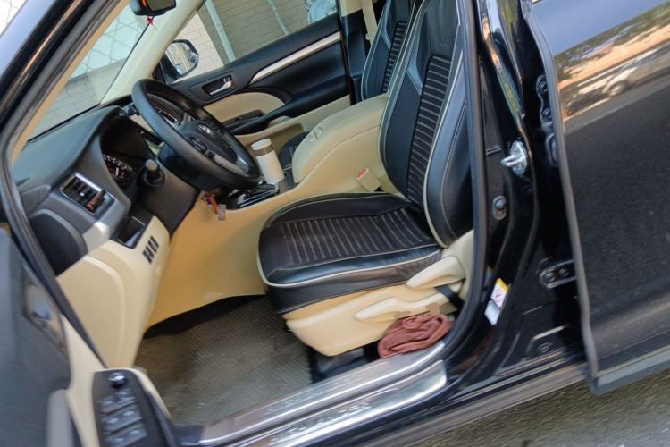 Used Toyota Highlander 2018 2.0T Four-Wheel Drive Elite Edition 7 Seats China VI Standard Left Front Seat
