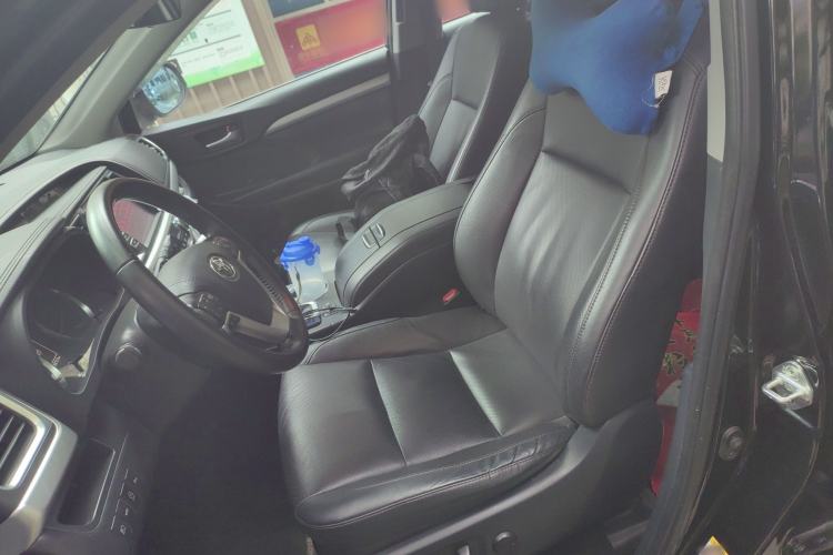 Used Toyota Highlander 2018 2.0T Four-Wheel Drive Luxury Version 7 Seats China VI Standard Left Front Seat