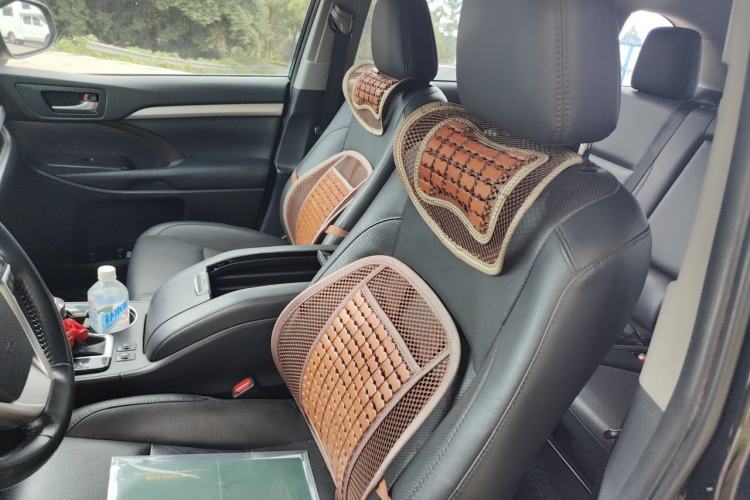 Used Toyota Highlander 2018 2.0T Four-Wheel Drive Luxury Version 7 Seats China VI Standard Left Front Seat