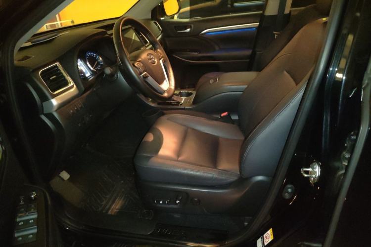 Used Toyota Highlander 2018 2.0T Four-Wheel Drive Supreme Edition 7-Seater China VI Left Front Seat