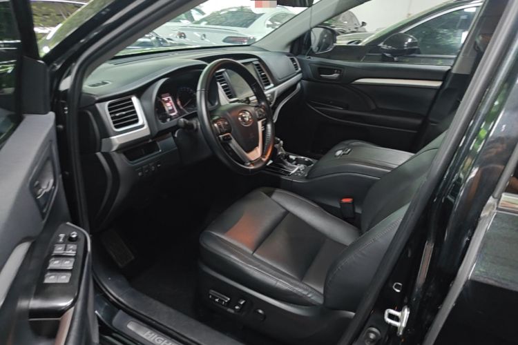 Used Toyota Highlander 2018 2.0T Four-Wheel Drive Prestige Version 7 Seats China VI Standard Left Front Seat