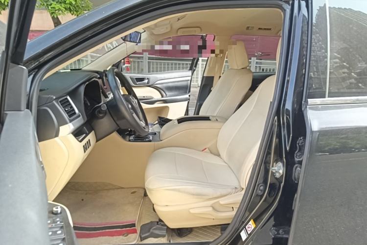 Used Toyota Highlander 2018 2.0T Four-Wheel Drive Elite Edition 7 Seats China V Standard Left Front Seat