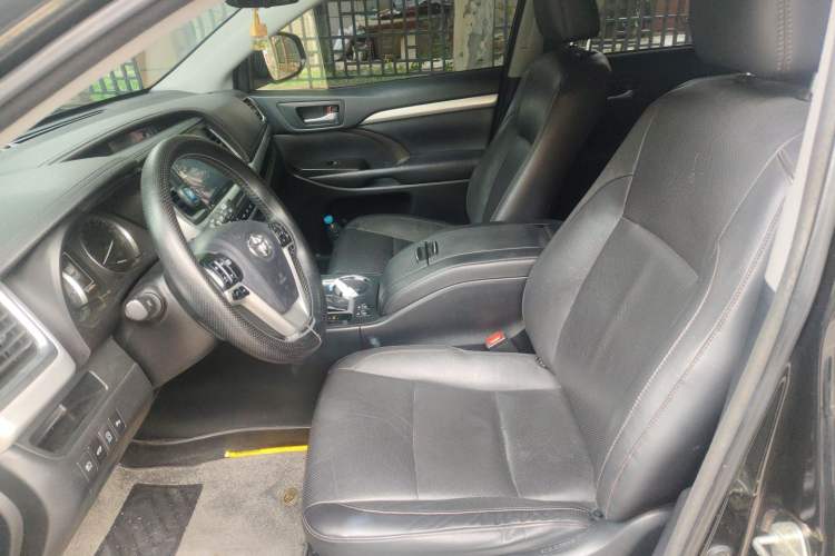 Used Toyota Highlander 2018 2.0T Four-Wheel Drive Luxury Edition 7 Seats China V Emission Standard Left Front Seat