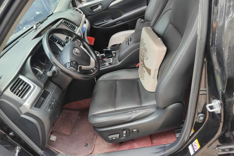 Used Toyota Highlander 2018 2.0T Four-Wheel Drive Prestige Version 7 Seats China V Emission Standard Left Front Seat