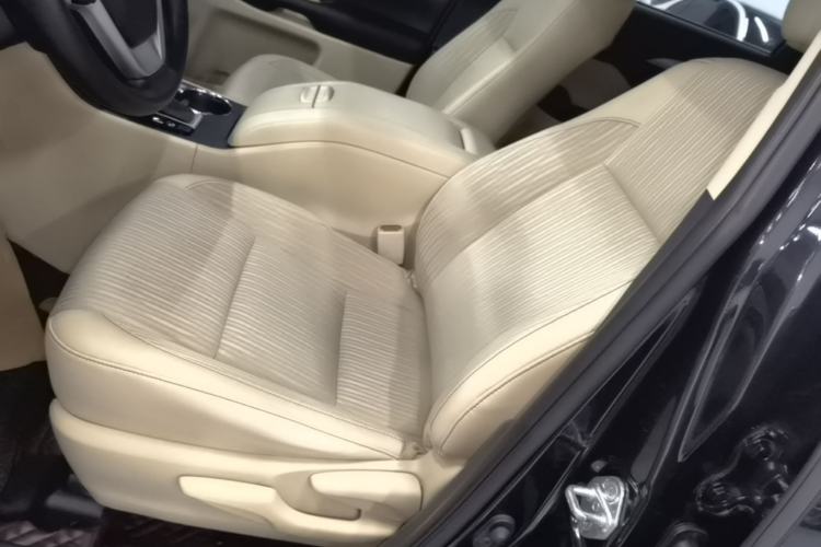 Used Toyota Highlander 2018 2.0T Four-Wheel Drive Elite Edition 7 Seats China VI Standard Left Front Seat