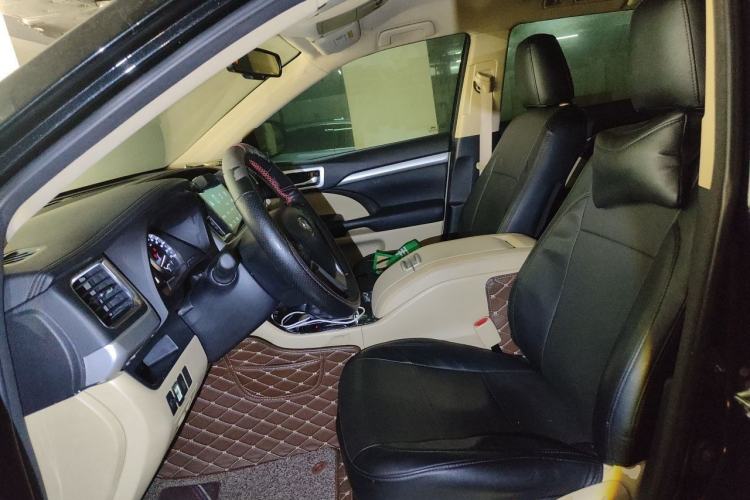 Used Toyota Highlander 2018 2.0T Four-Wheel Drive Elite Edition 7 Seats China V Standard Left Front Seat