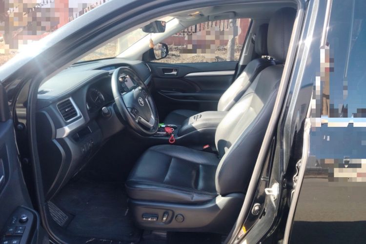 Used Toyota Highlander 2018 2.0T Four-Wheel Drive Luxury Edition 7 Seats China V Emission Standard Left Front Seat