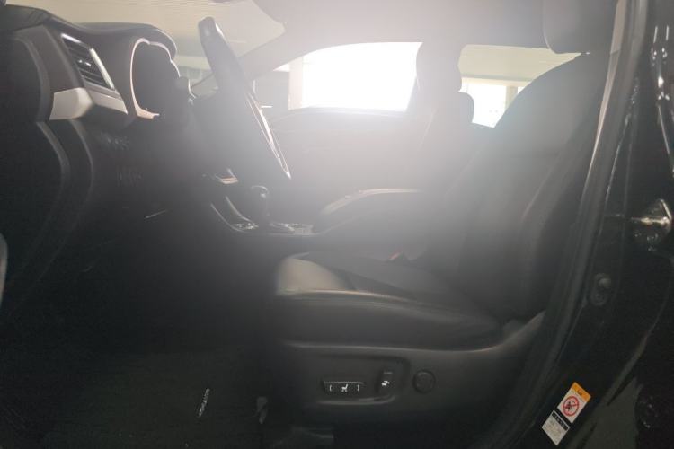 Used Toyota Highlander 2018 2.0T Four-Wheel Drive Supreme Edition 7-Seater China VI Left Front Seat