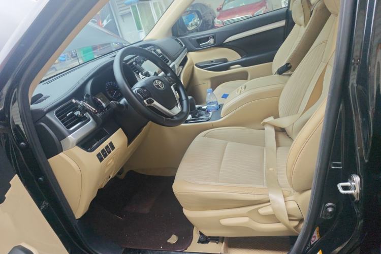 Used Toyota Highlander 2018 2.0T Four-Wheel Drive Elite Edition 7 Seats China V Standard Left Front Seat