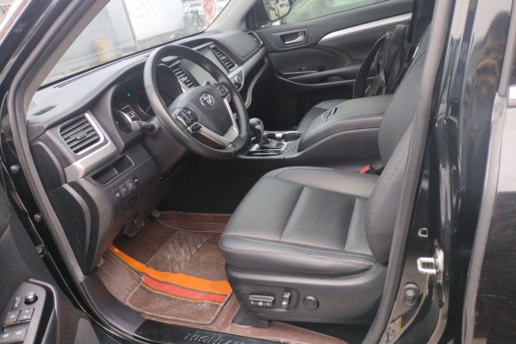 Used Toyota Highlander 2018 2.0T Four-Wheel Drive Prestige Version 7 Seats China VI Standard Left Front Seat