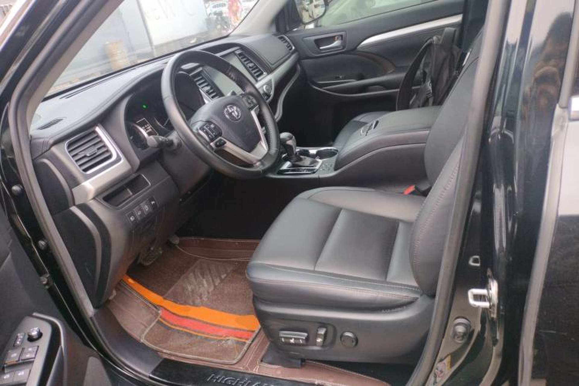 Used Toyota Highlander 2018 2.0T Four-Wheel Drive Prestige Version 7 Seats China VI Standard Left Front Seat