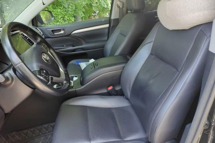 Used Toyota Highlander 2018 2.0T Four-Wheel Drive Prestige Version 7 Seats China VI Standard Left Front Seat