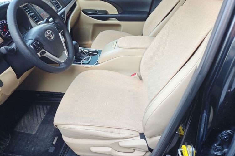 Used Toyota Highlander 2018 2.0T Four-Wheel Drive Elite Edition 7 Seats China V Standard Left Front Seat