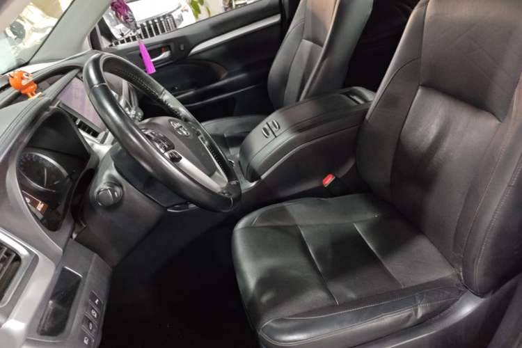 Used Toyota Highlander 2018 2.0T Four-Wheel Drive Prestige Version 7 Seats China VI Standard Left Front Seat