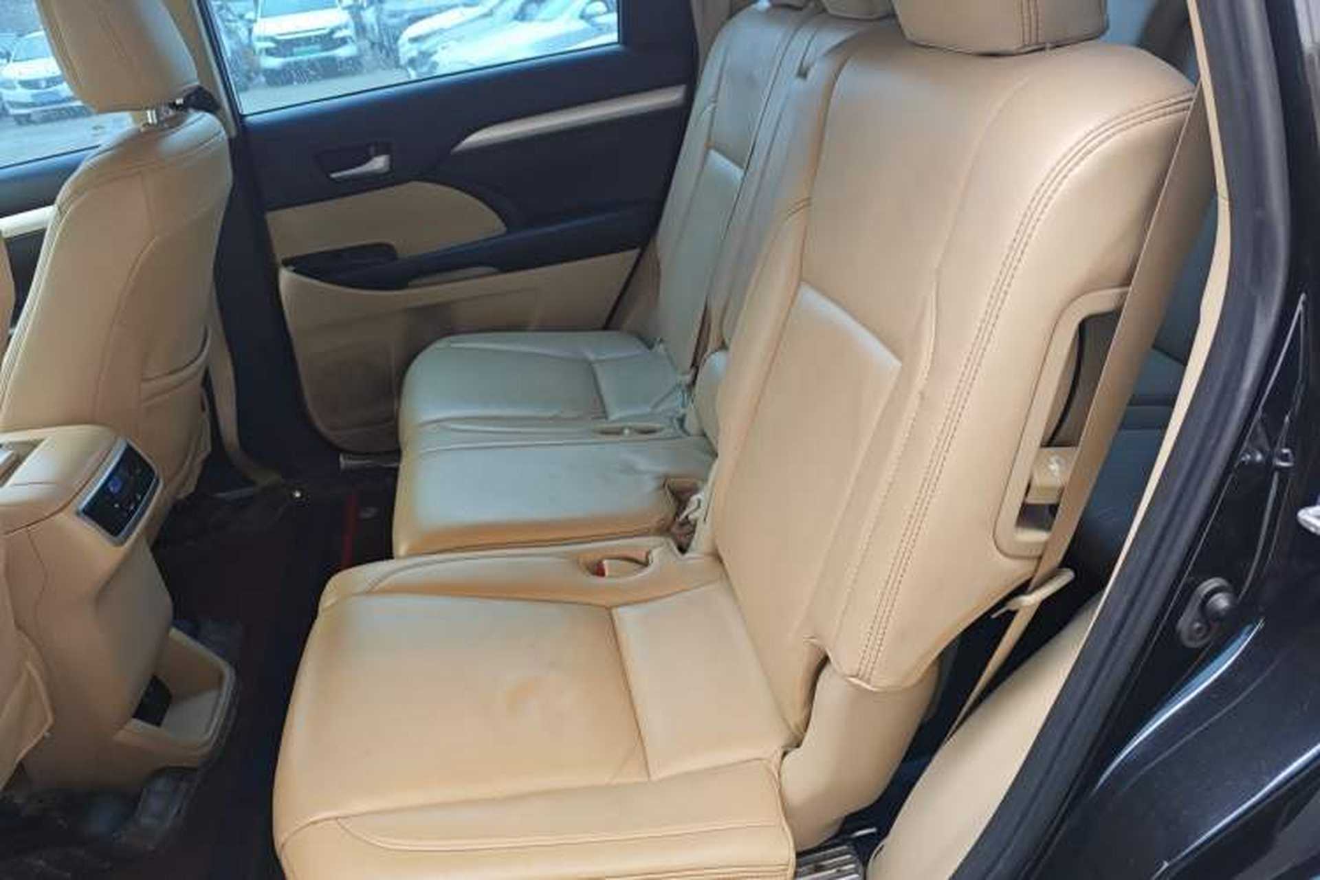 Used Toyota Highlander 2018 2.0T Four-Wheel Drive Elite Edition 7 Seats China VI Standard Left Rear Seat