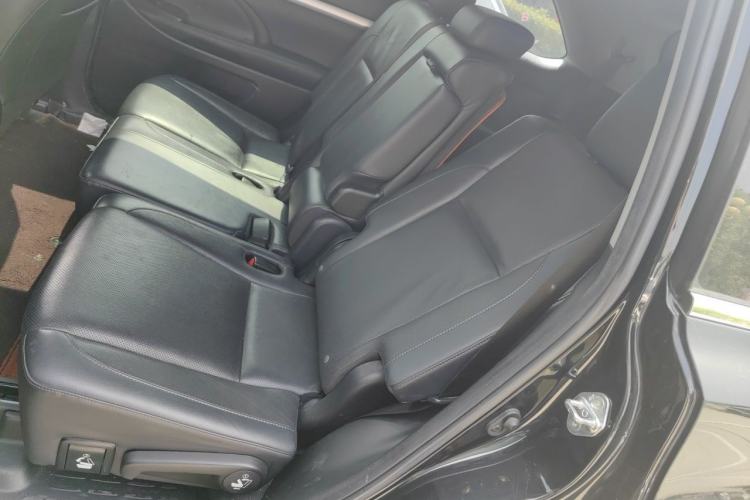 Used Toyota Highlander 2018 2.0T Four-Wheel Drive Prestige Version 7 Seats China VI Standard Left Rear Seat