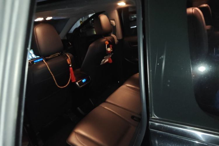 Used Toyota Highlander 2018 2.0T Four-Wheel Drive Supreme Edition 7-Seater China VI Left Rear Seat