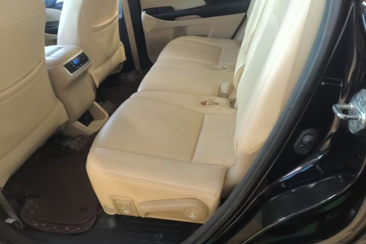 Used Toyota Highlander 2018 2.0T Four-Wheel Drive Elite Edition 7 Seats China VI Standard Left Rear Seat
