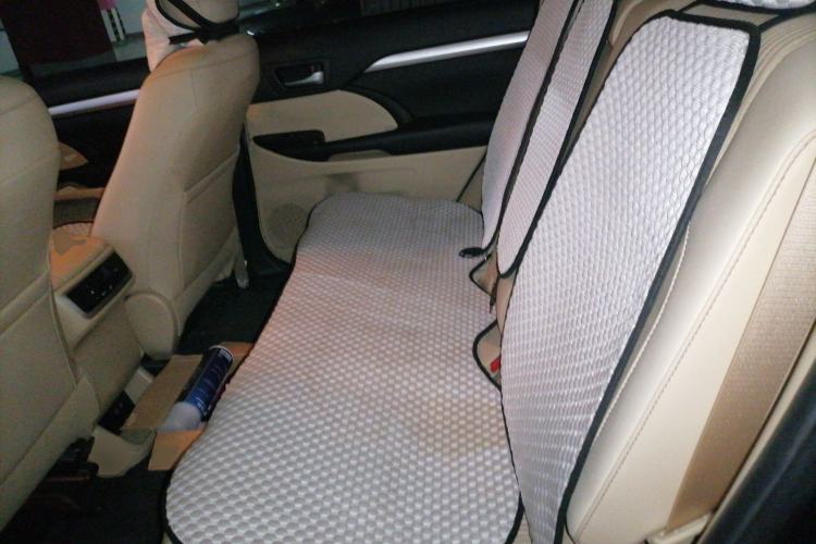 Used Toyota Highlander 2018 2.0T Two-Wheel Drive Elite Version 5 Seats China VI Standard Left Rear Seat