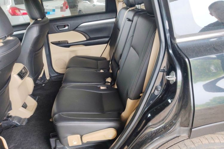 Used Toyota Highlander 2018 2.0T Four-Wheel Drive Elite Edition 7 Seats China VI Standard Left Rear Seat