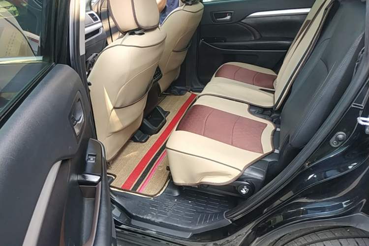 Used Toyota Highlander 2018 2.0T Four-Wheel Drive Prestige Version 7 Seats China VI Standard Left Rear Seat