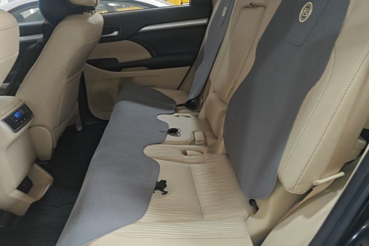 Used Toyota Highlander 2018 2.0T Four-Wheel Drive Elite Edition 7 Seats China VI Standard Left Rear Seat