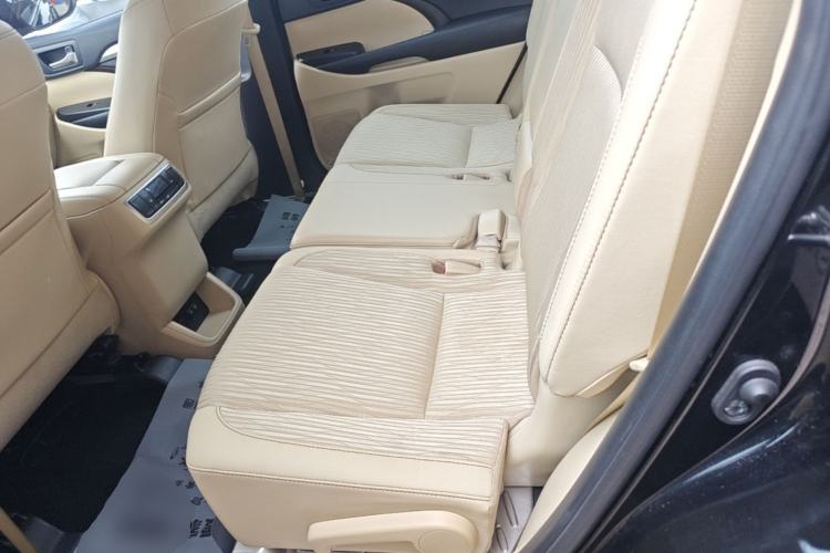 Used Toyota Highlander 2018 2.0T Two-Wheel Drive Elite Version 5 Seats China VI Standard Left Rear Seat