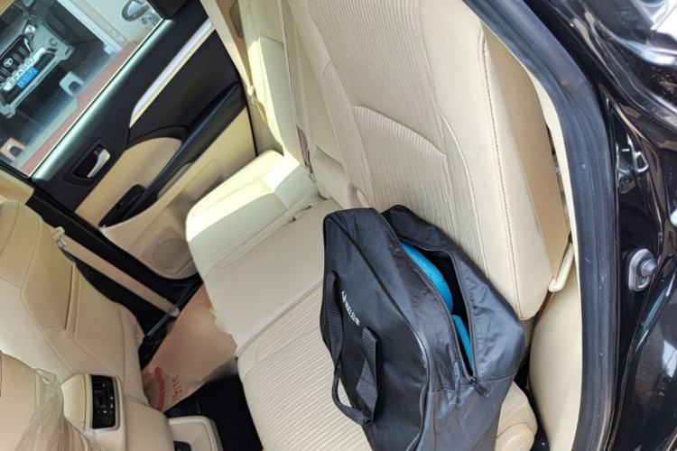 Used Toyota Highlander 2018 2.0T Four-Wheel Drive Elite Edition 7 Seats China VI Standard Left Rear Seat
