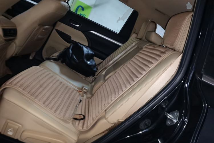 Used Toyota Highlander 2018 2.0T Four-Wheel Drive Elite Edition 7 Seats China VI Standard Left Rear Seat