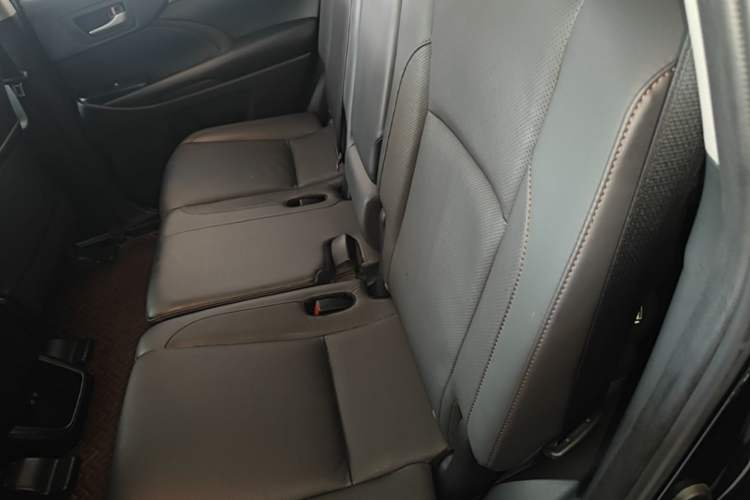 Used Toyota Highlander 2018 2.0T Four-Wheel Drive Prestige Version 7 Seats China VI Standard Left Rear Seat