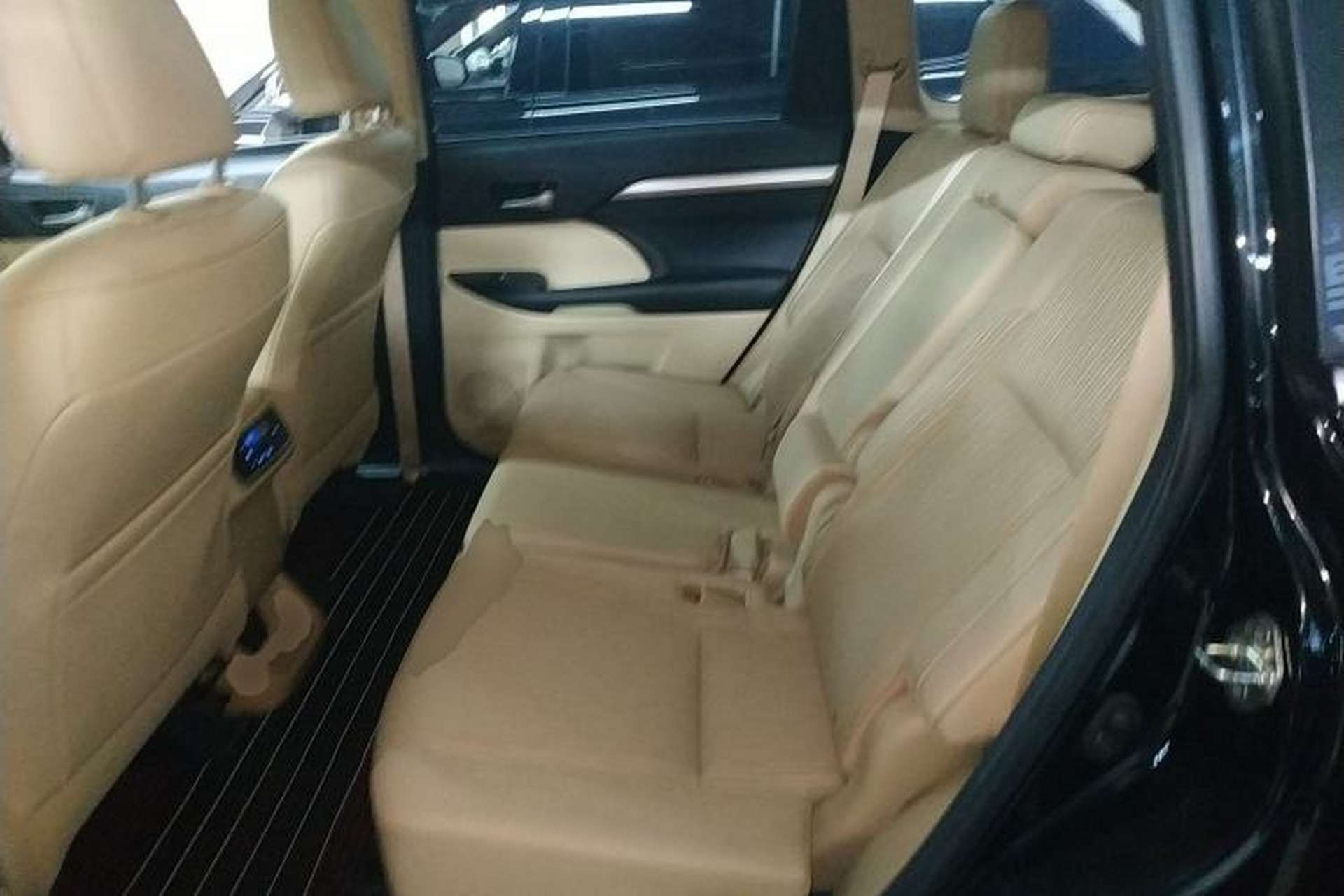Used Toyota Highlander 2018 2.0T Four-Wheel Drive Elite Edition 7 Seats China VI Standard Left Rear Seat