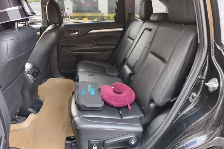 Used Toyota Highlander 2018 2.0T Four-Wheel Drive Prestige Version 7 Seats China VI Standard Left Rear Seat
